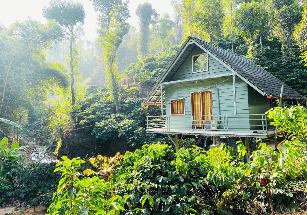 Falling Water Resort By Travent Mug Sakleshpur Exterior photo