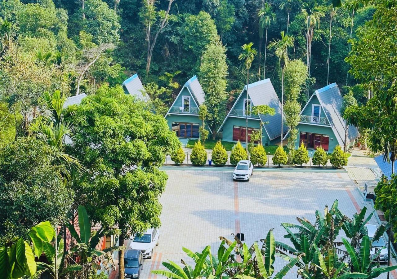 Falling Water Resort By Travent Mug Sakleshpur Exterior photo